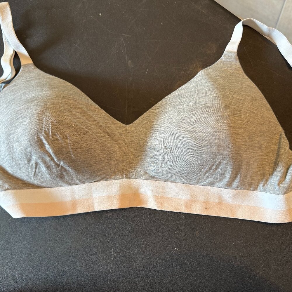 Hanes Wireless Sports Originals Bra XXL Gray (151)
